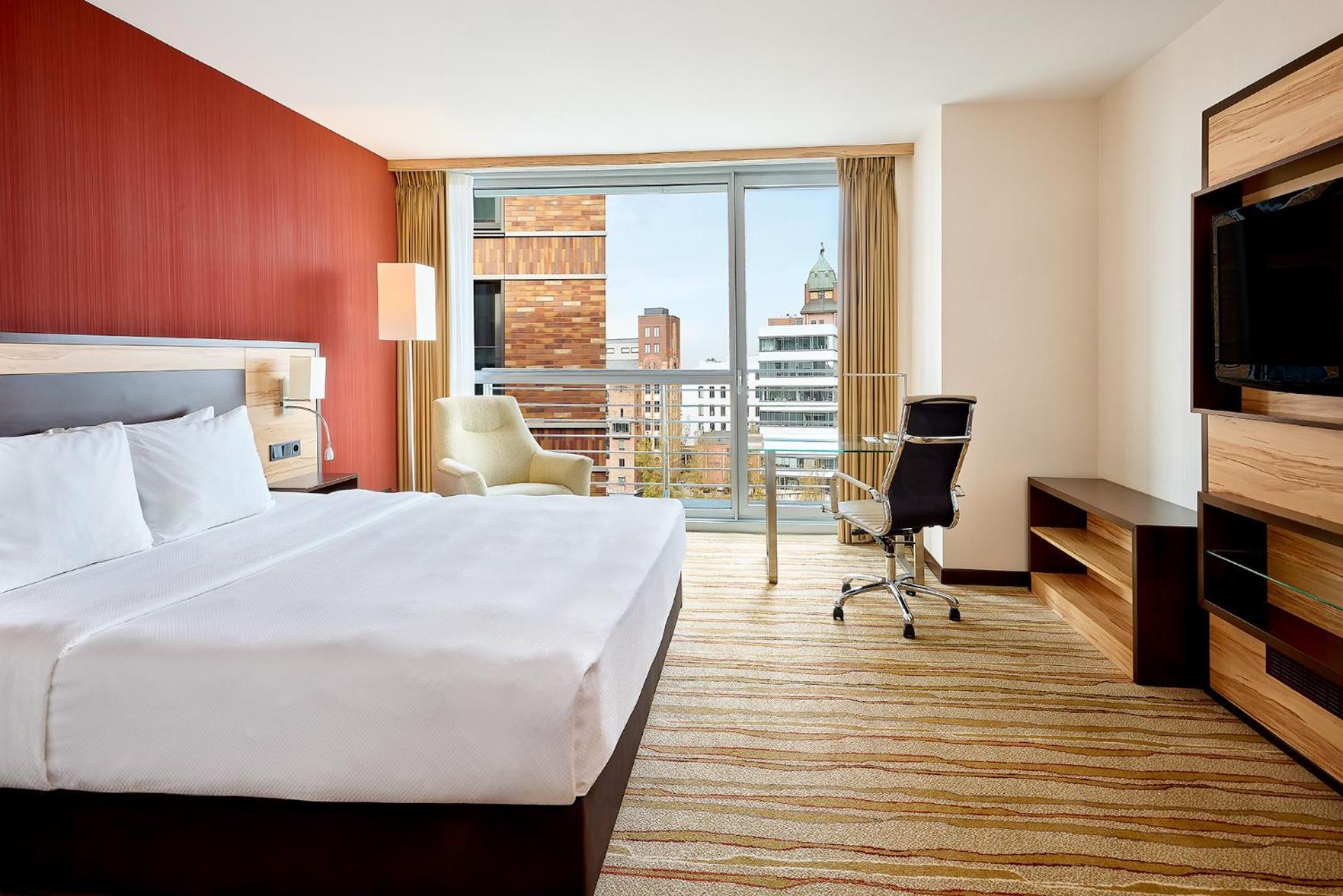 Courtyard By Marriott Duesseldorf Hafen Hotell Exteriör bild