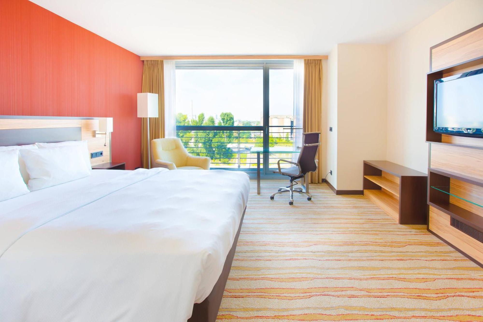 Courtyard By Marriott Duesseldorf Hafen Hotell Exteriör bild